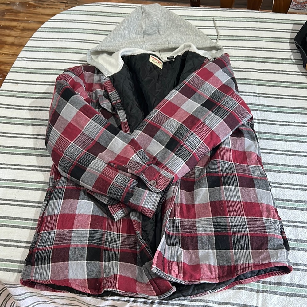 Large red plaid wrangler hoodie jacket shirt.